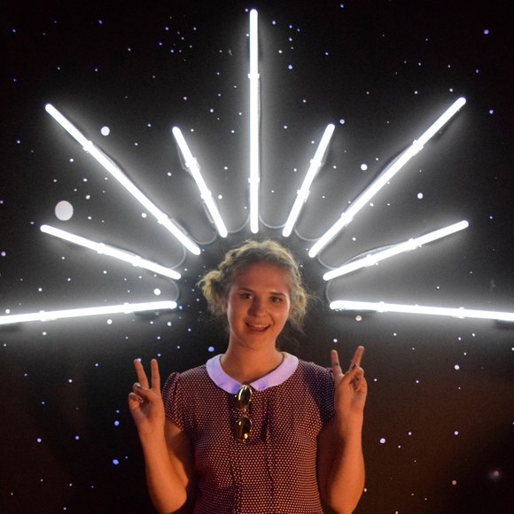 Meet your Posher, Sophia - Picture 1 of 1